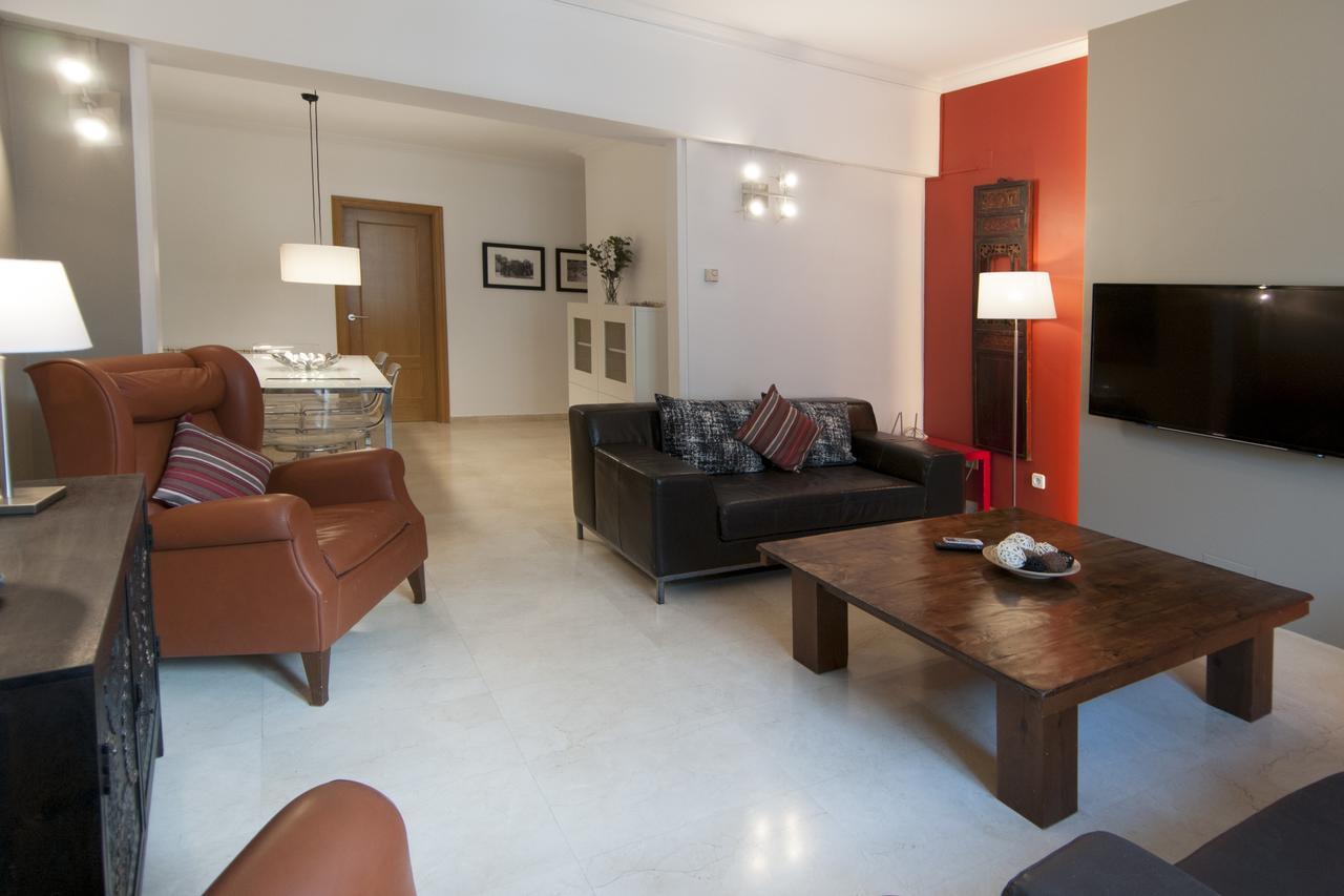 Serennia Apartamentos Ramblas - Placa Catalunya Barcelona Luaran gambar